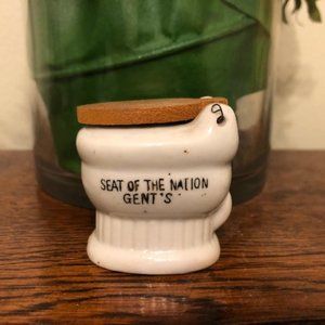 VINTAGE 1947 PORCELAIN SEAT OF THE NATION GENT'S TOILET RARE OCCUPIED JA…
